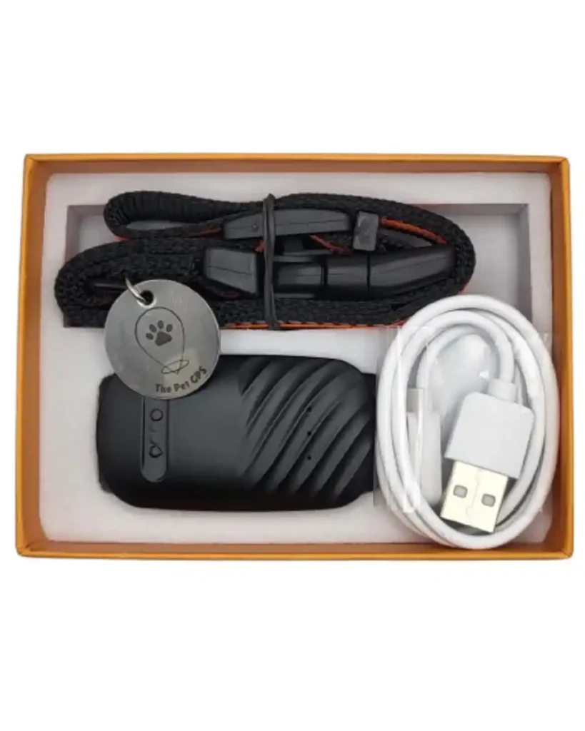 Rastreadores Bluetooth para Gatos: Vale a Pena? 2 Caixa com o kit completo da coleira GPS da The Pet GPS